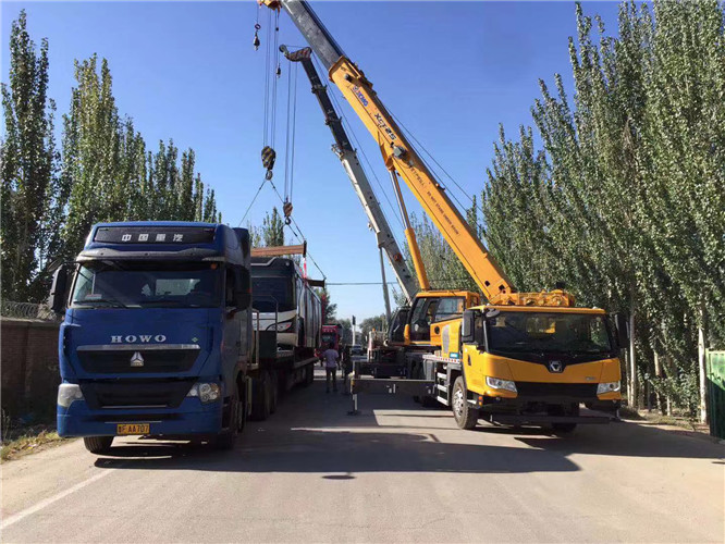 阿拉山口市“省油又稳当”—— 吊车的 “智能节能” 技术